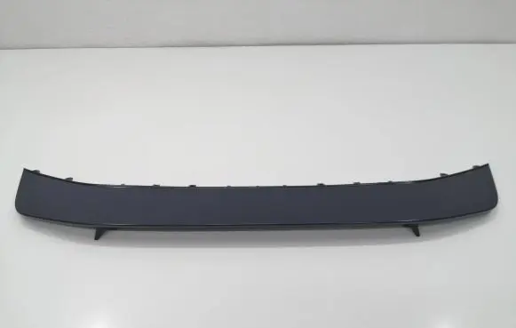 Front bumper lip