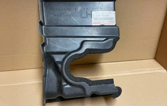 Lexus GS 300 400 430 Other engine bay part 5144430161