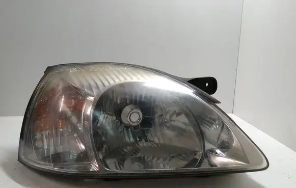 KIA Rio Headlight/headlamp 92102FD0
