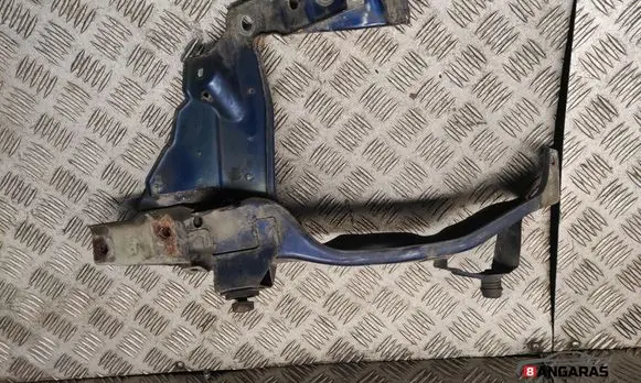 Opel Zafira B Headlight/headlamp mounting bracket 
