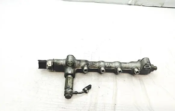 Opel Meriva B Fuel main line pipe 45PP32 13142430145