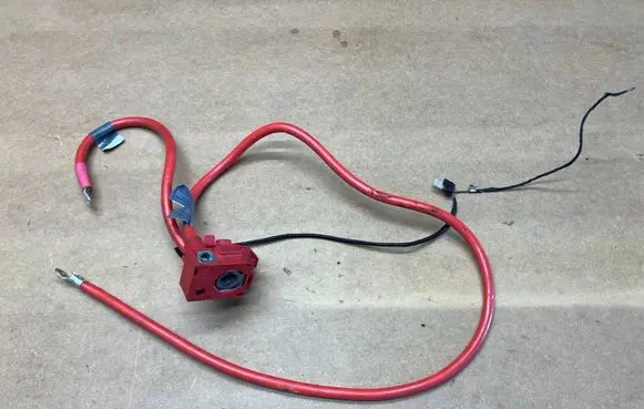 BMW 5 E60 E61 Positive cable (battery) 6989781 6989782 KW1607