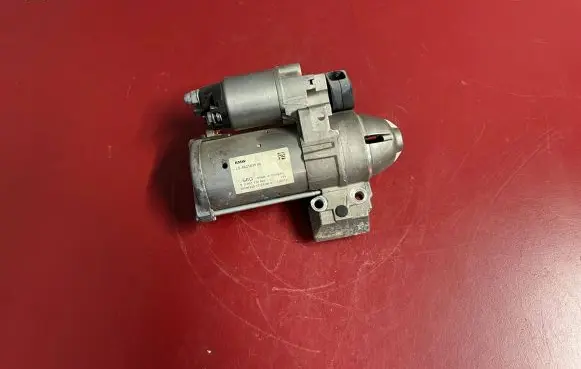 BMW X4 G02 Starter motor 8621839 12418621839 12418621866