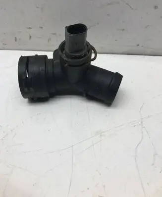 Audi A5 8T 8F Engine coolant pipe/hose 8K0122293AD