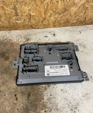 Mercedes-Benz E W213 Comfort/convenience module A2139006909 5DK01077717 A2139028105