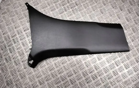 Mercedes-Benz ML W166 (B) pillar trim (bottom) 18567321