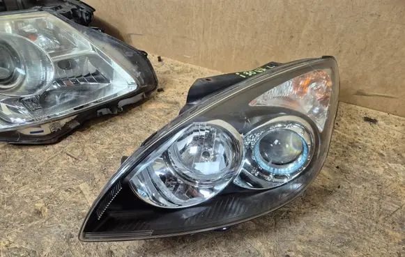 Hyundai i30 Headlight/headlamp