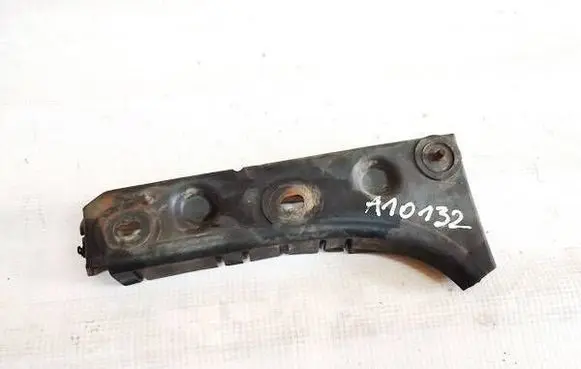 Audi A6 S6 C5 4B Front bumper mounting bracket