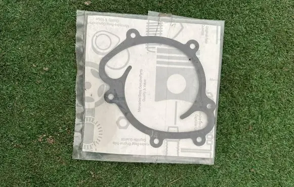 Mercedes-Benz Vito Viano W639 Water pump A6422010680