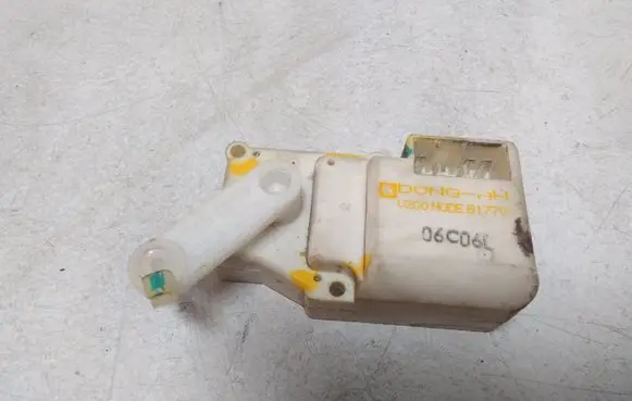 Chevrolet Epica Air flap motor/actuator 06C06L