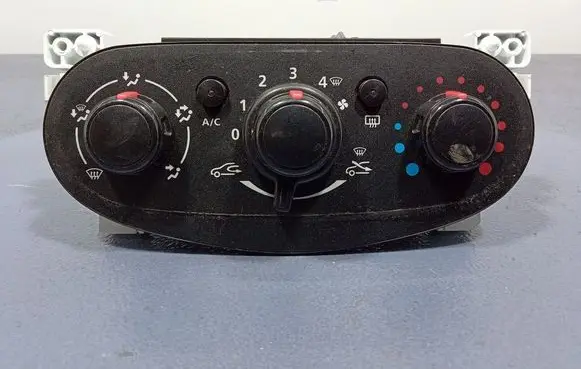 Dacia Sandero Climate control unit 5S4741100