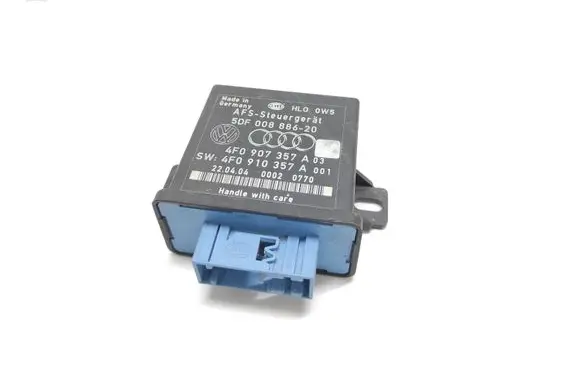 Audi A6 S6 C6 4F Light module LCM 4F0907357 5DF00888620