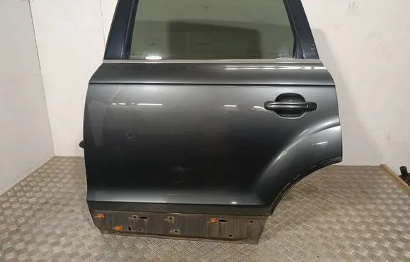 Rear door