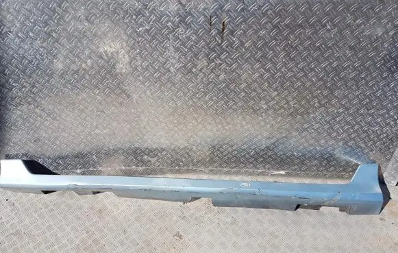 Mazda 2 Sill