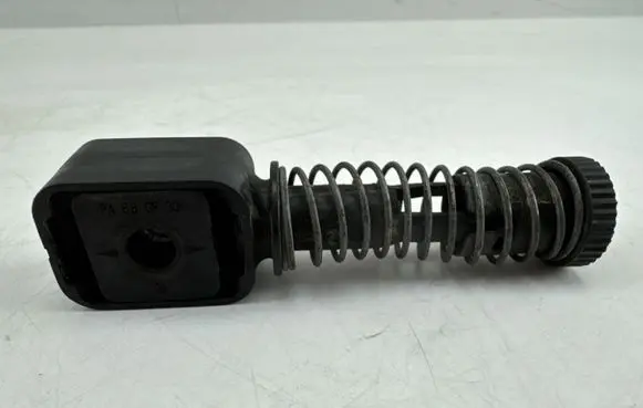 Audi A3 S3 8V Gear shift cable bracket 1K0711761B