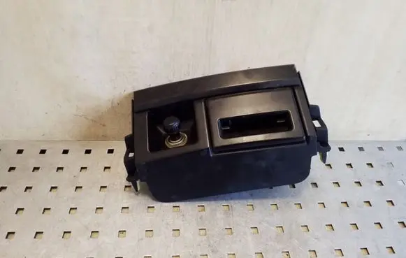 Toyota Land Cruiser (J120) Car ashtray 1A462025G