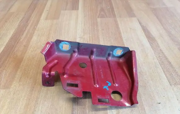 Citroen C4 Grand Picasso Fender mounting bracket 538331A 7841W3 538331