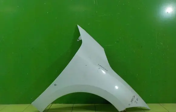 Renault Megane III Fender PRZOD PRAWY