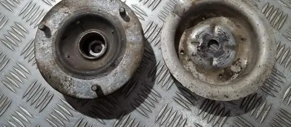 BMW 5 E39 Coil spring mount 