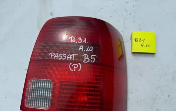 Volkswagen PASSAT B5 Rear/tail lights 3B9945258