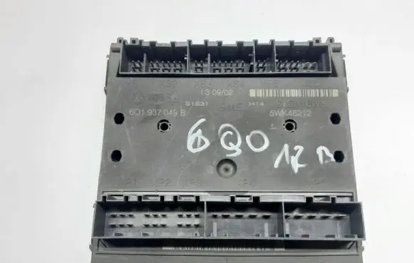 Skoda Fabia Mk1 (6Y) Comfort/convenience module 6Q1937049B