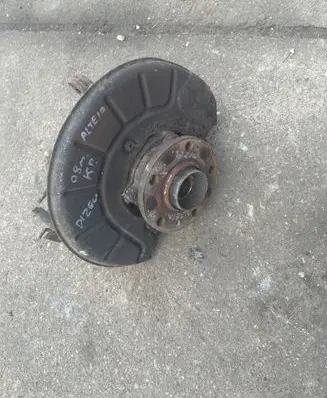 Seat Altea Front wheel hub