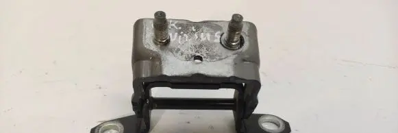 Nissan Juke I F15 Loading door upper hinge 