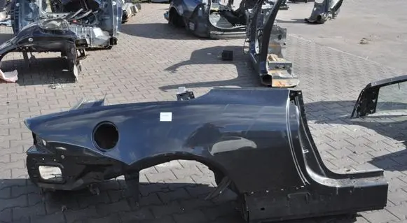 Jaguar XK - XKR Front quarter panel