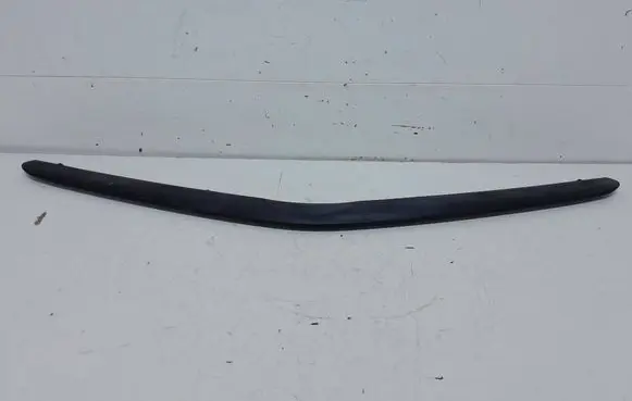 Toyota Prius (XW20) Front bumper upper radiator grill 5271147010