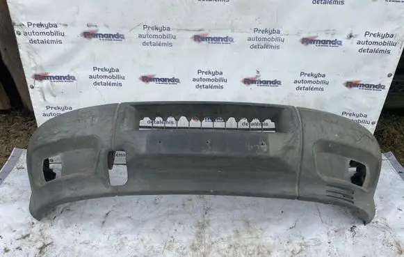 Iveco Daily 35 - 40.10 Front bumper