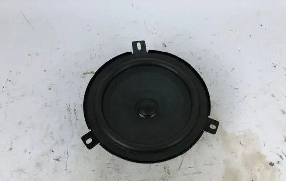 Maserati Levante Front door speaker 06700372880