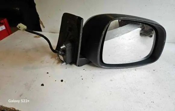 Suzuki SX4 Front door electric wing mirror 847017GJ70Z