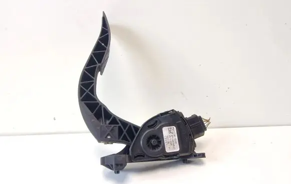 Audi A6 S6 C6 4F Accelerator throttle pedal 8K1723523