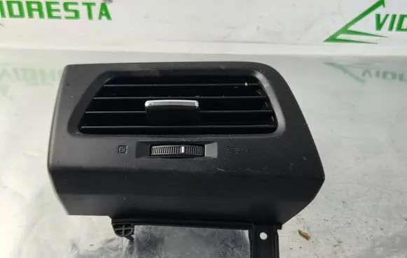 Dashboard side air vent grill/cover trim