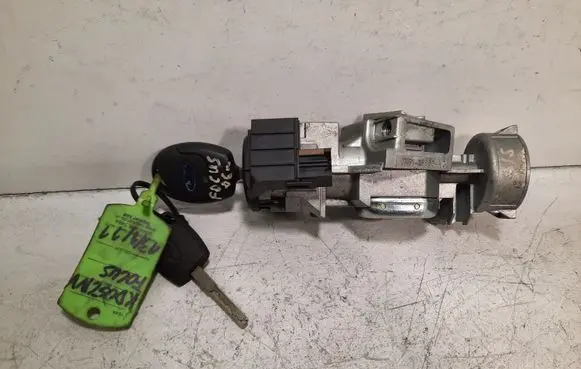 Ford Focus Ignition lock 3M513F880AC