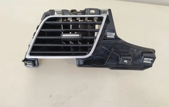 Audi A8 S8 D4 4H Dashboard side air vent grill/cover trim 4H1820901C
