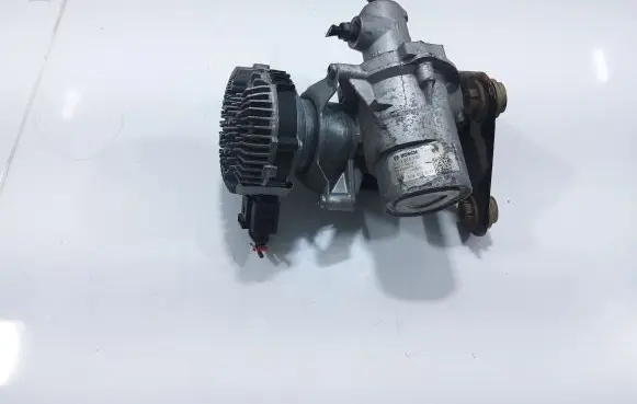 Volkswagen Golf VII Master brake cylinder 0132018030 5QE614307F