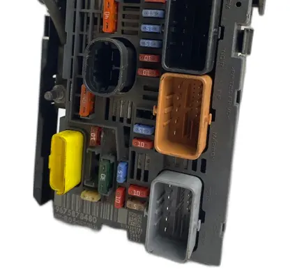 Citroen Berlingo Fuse box set 9675878480 R05