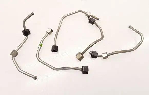 Peugeot 308 Fuel injector supply line/pipe 