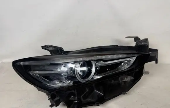 Mazda 6 Headlight/headlamp GRF5-51030