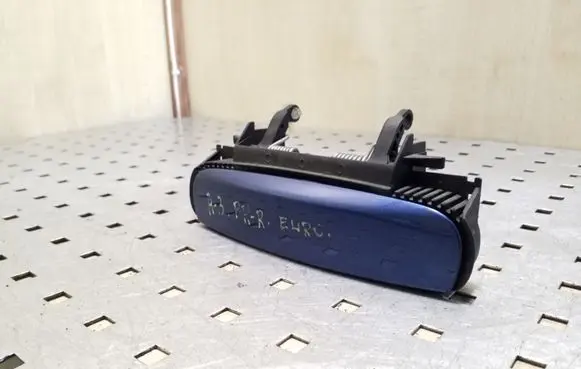 Audi A3 S3 A3 Sportback 8P Front door exterior handle 4B0839885