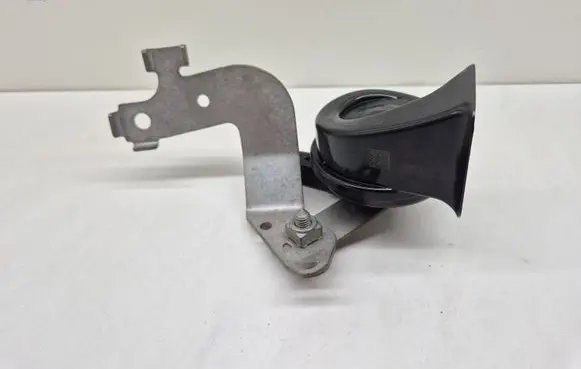 Porsche Cayenne (92A) Horn signal 7P5951184E 7P5951185C