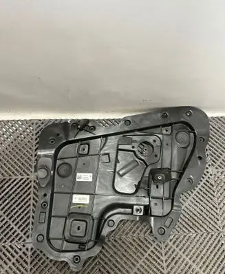 Tesla Model 3 Rear window lifting mechanism without motor 109662300K
