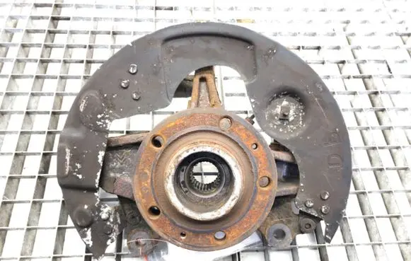 Peugeot 308 SW Front wheel hub spindle knuckle