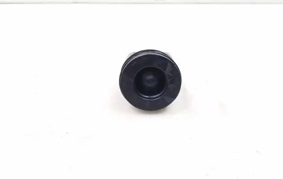 Subaru Outback Piston with connecting rod