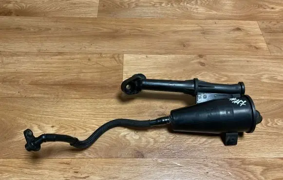 Opel Insignia A Oil breather separator 55567249 70330351 555581915