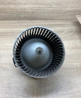 Mazda 3 I Heater fan/blower HB111BN7N02 8940000270