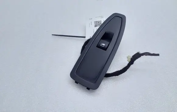 BMW 1 F20 F21 Electric window control switch 9208107