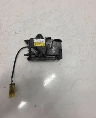 BMW X1 F48 F49 Engine bonnet/hood lock/catch 7376977 13989610 0589P1000515