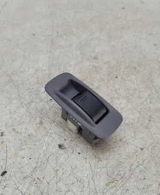 Toyota RAV 4 (XA20) Electric window control switch